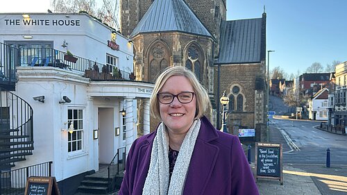 Zoe Franklin on Guildford town bridge